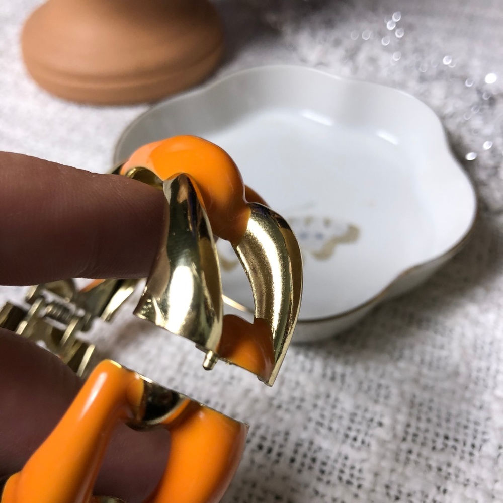Chunky Gold and orange Chain link clamper‎ bracelet - Picture 3 of 6